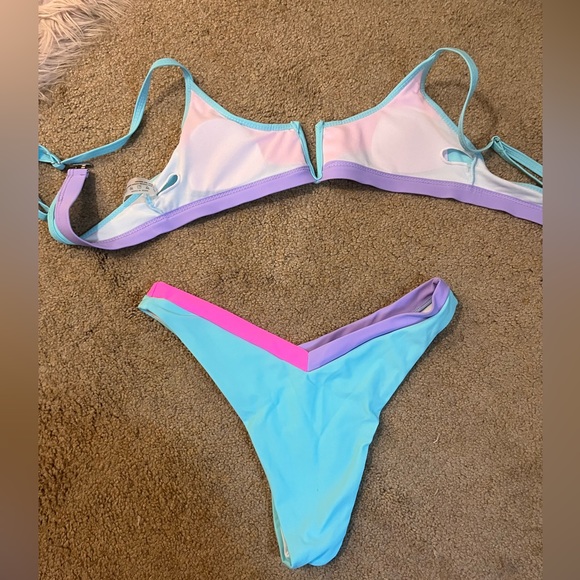 Neon color block swimsuit - Picture 4 of 6